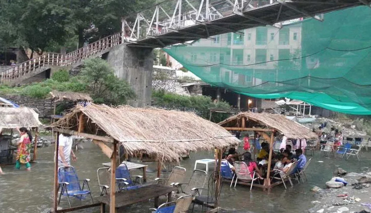 least explored places near shimla,offbeat destinations shimla,naldehra scenic spots,tattapani hot springs,kasauli hill station,kali mata ka tibba,mohan shakti heritage park,stoned kumbh shiv temple,sadhupul camping,tara devi temple,chail palace