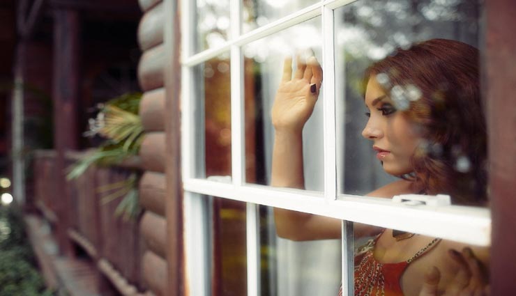 इन 5 चीजों से लगा रहता हैं घर में दुखों का अंबार, बनते हैं वास्तुदोष के कारण