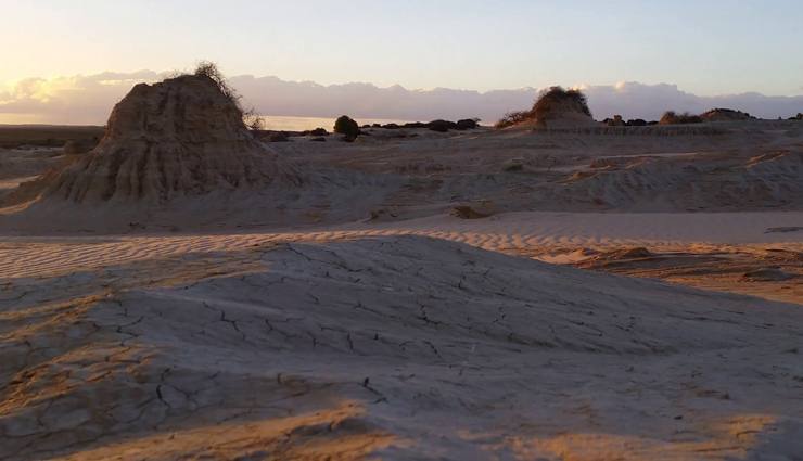 safari destinations in australia,australia,places to visit in australia,great ocean road,mungo outbacks,uluru outback,maria island,kangaroo island,australias top end