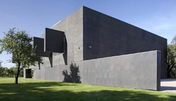 weird news,weird information,weird house,poland house,safest house in the world