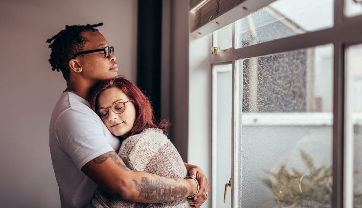 real couple goals,relationship goals vs reality,social media couple expectations,fake couple goals,true love signs,what to look for in a life partner,authentic relationship goals,emotional connection in couples,meaningful couple goals,genuine relationship advice,healthy love over social media love