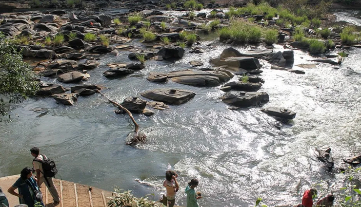 karnataka tourist attractions,shalamala river in karnataka,surprises for tourists in karnataka,best tourist spots in karnataka,karnataka sightseeing destinations,hidden gems of karnataka,exploring shalamala river in karnataka,unique experiences in karnataka,unforgettable moments in karnataka,discovering surprises at shalamala river