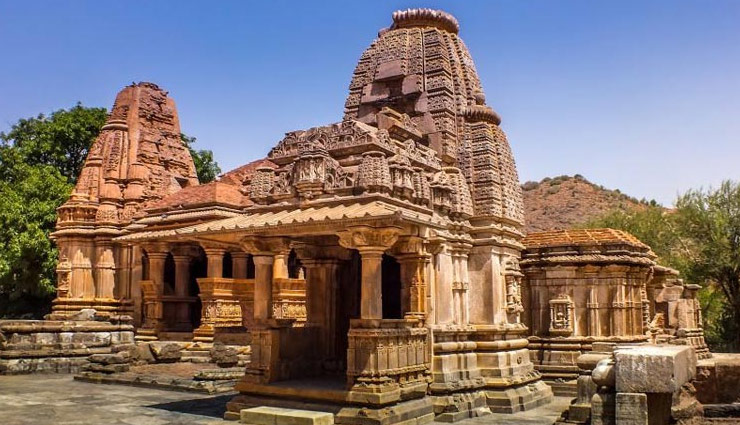 udaipur,rajasthan,udaipur tourist places,udaipur tourism,rajasthan tourism,places to visit in udaipur,saheliyon ki bari,sahastra bahu temple,eklingji temple,ahar cenotaphs,dhebar lake,travel,tourism,tourist places in rajasthan,travel guide,travel tips