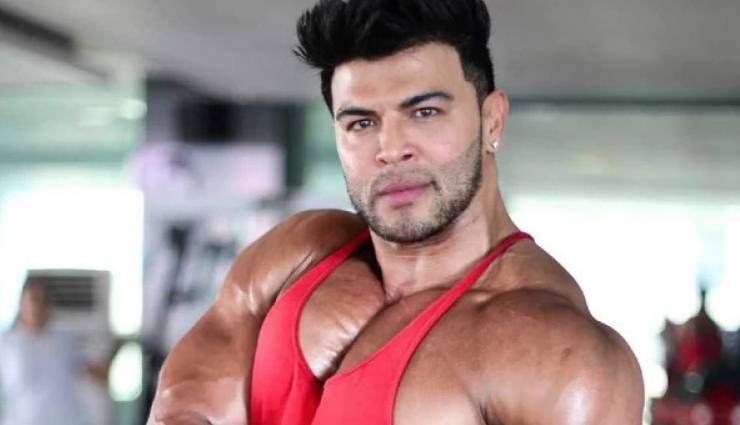 sahil khan,actor sahil khan,mumbai police,sit,mahadev betting app case,sahil detained,sahil arrested,style,excuse me