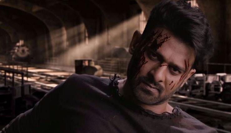 हिन्दी में प्रदर्शित होगी ‘साहो’, भूषण कुमार ने मारी बाजी