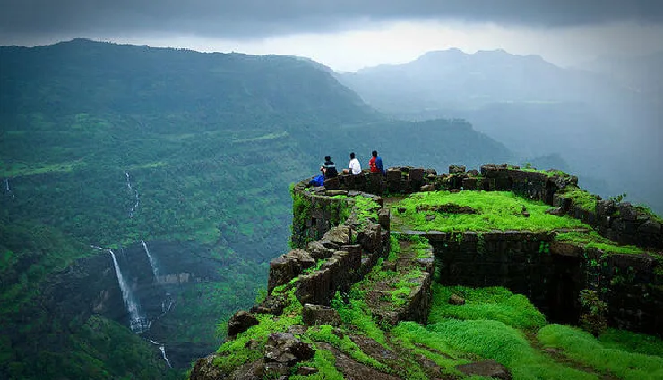 monsoon travel india,best monsoon destinations,monsoon activities in india,rainy season treks,river rafting india,ayurveda in monsoon,cultural festivals india,nature travel india