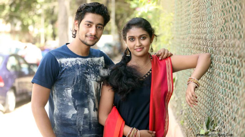 bollywood,jhanvi kapoor,ishaan khattar,karan johar,dhadak,khatar,dhadak movie,dhadak films,dhadak songs,download dhadak