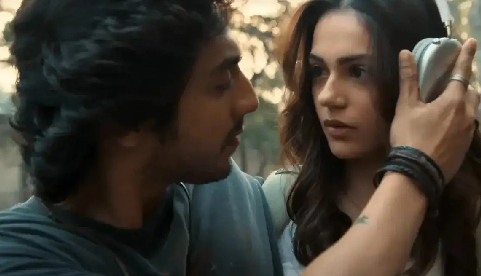 ‘कमजोर दिल वाले आशिक सैयारा अकेले ना देखें’, इमोशनल सीन देखकर फूट-फूट कर रोया दर्शक, वीडियो सोशल मीडिया पर वायरल