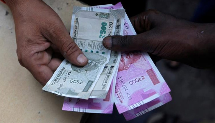 7वां वेतन आयोग: खुशखबरी!! केंद्रीय कर्मचारियों को मिलेगी डबल खुशी, मोदी सरकार लेगी ये दो फैसले 