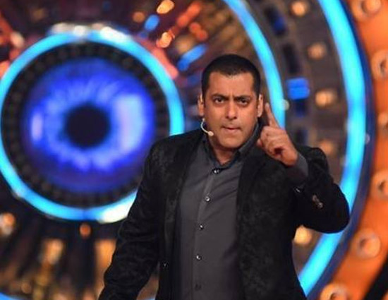 Bigg Boss 11- Salman To Bring Twist on Weekend ka Vaar and Throw This Contestant Out