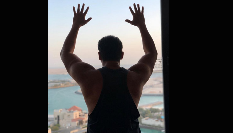 Salman Khan Promoting Dus ka Dum From Race 3