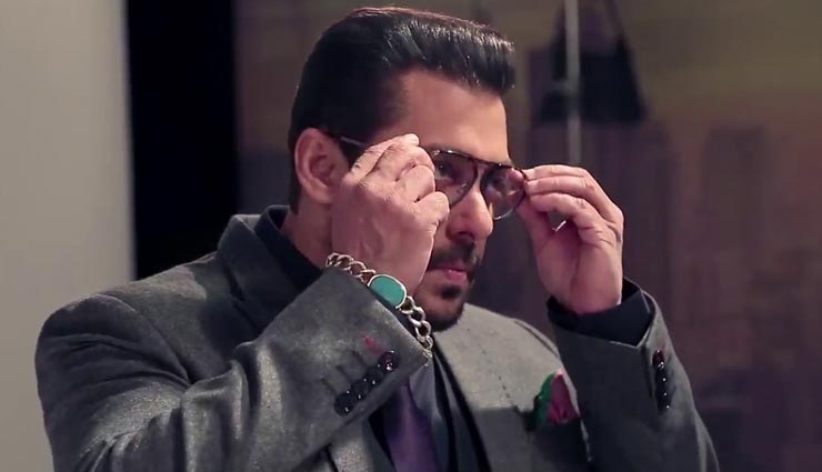 kesari,kesari 100 crores,kesari movie,Akshay Kumar,akshay kumar news,akshay kumar kesari,Salman Khan,Hrithik Roshan,aamir khan,Shah Rukh Khan,ajay devgn,salman khan news,bharat,super 30,zero,zero flop,bollywood,bollywood news,bollywood gossips hindi