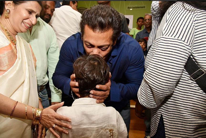 bollywood,Salman Khan,charity,donation,race 3