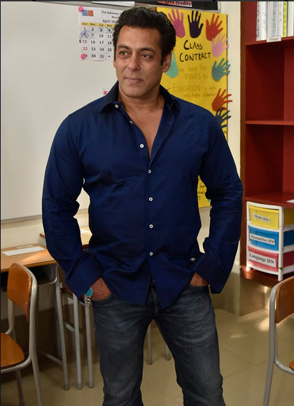 bollywood,Salman Khan,charity,donation,race 3