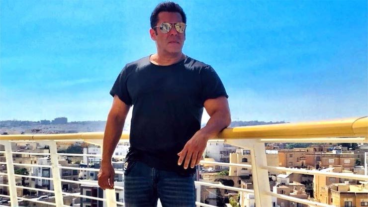 david dhawan,rohit dhawan,super hero,Salman Khan,Hrithik Roshan,bollywood,bollywood news hindi,bollywood gossips hindi