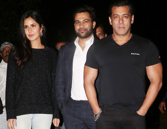 जन्मदिन के जश्न के लिए सलमान पहुंचे अपने फार्महाउस, देखे तस्वीरे