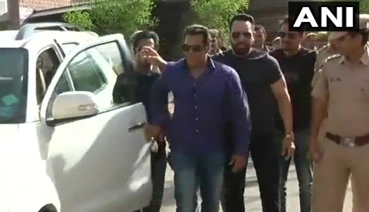 काला हिरण शिकार मामला : सलमान खान को लगा झटका, अब हर विदेश यात्रा से पहले कोर्ट से लेनी होगी इजाजत