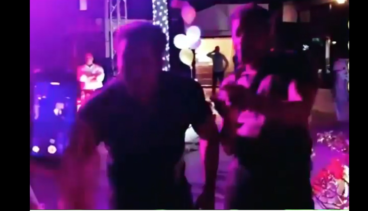 भांजे आहिल शर्मा के जन्मदिन पर बॉबी देओल के साथ पंजाबी गाने पर थिरके सलमान खान, देखे वीडियो