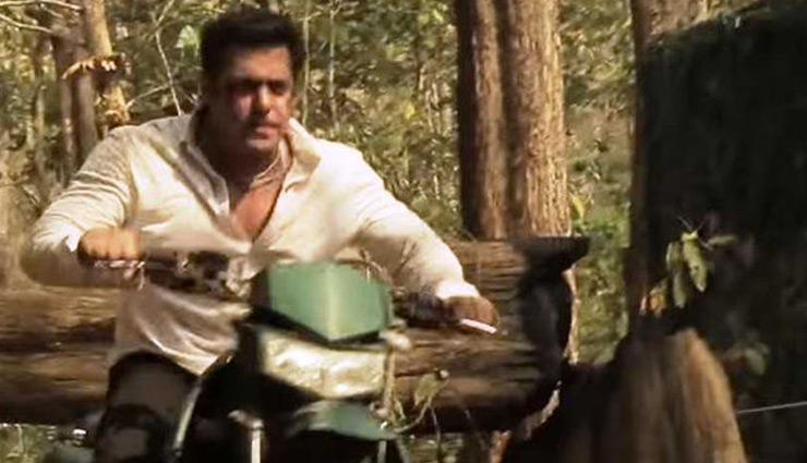 'रेस 3' के सेट से सलमान का लुक हुआ लीक, वीडियो सोशल मीडिया पर वायरल