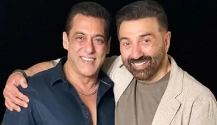Akshay Kumar,samrat prithviraj movie,chandraprakash dwivedi,aditya chopra,Salman Khan,sunny deol,safar movie