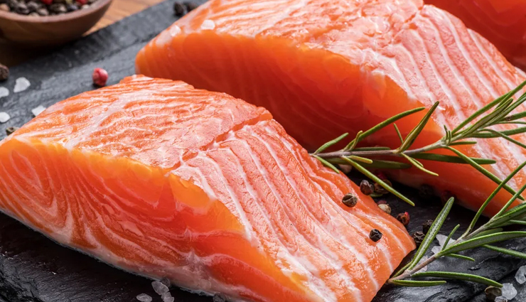 hair fall,tips to reduce hair fall,food to eat during hair fall,hair care tips