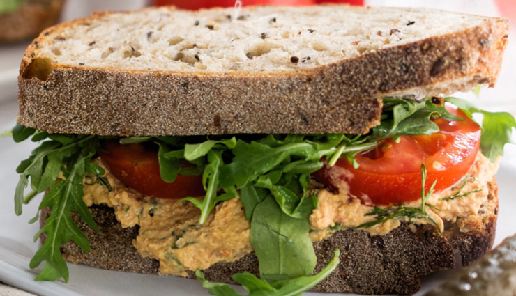 salmon salad sandwich