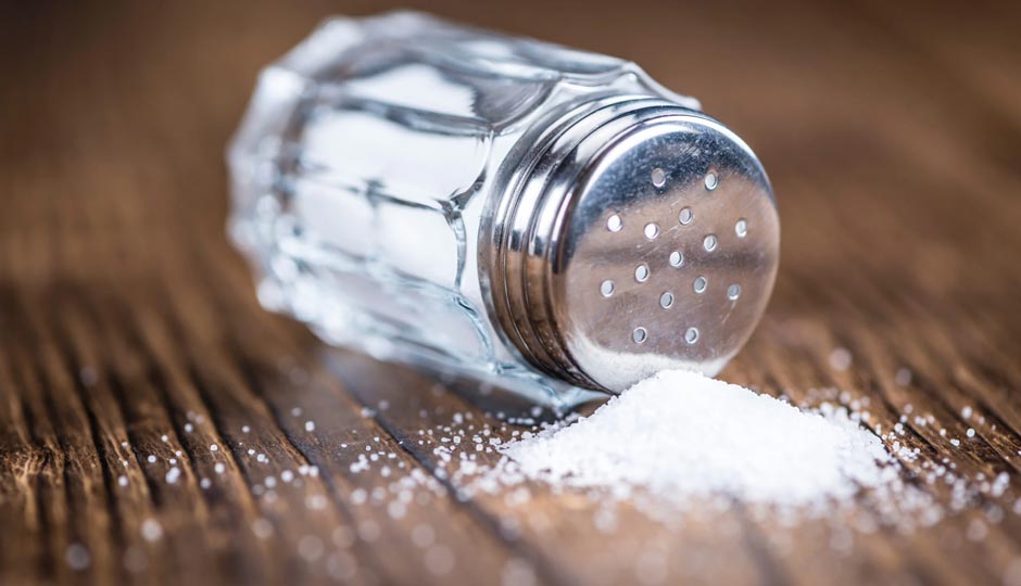 9 Benefits of Using Salt for Skin and Hair