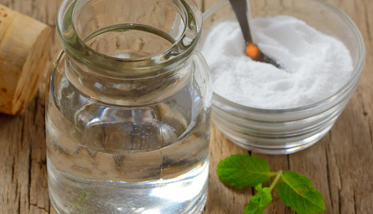 10 Least Known Benefits of Salt Water For Skin