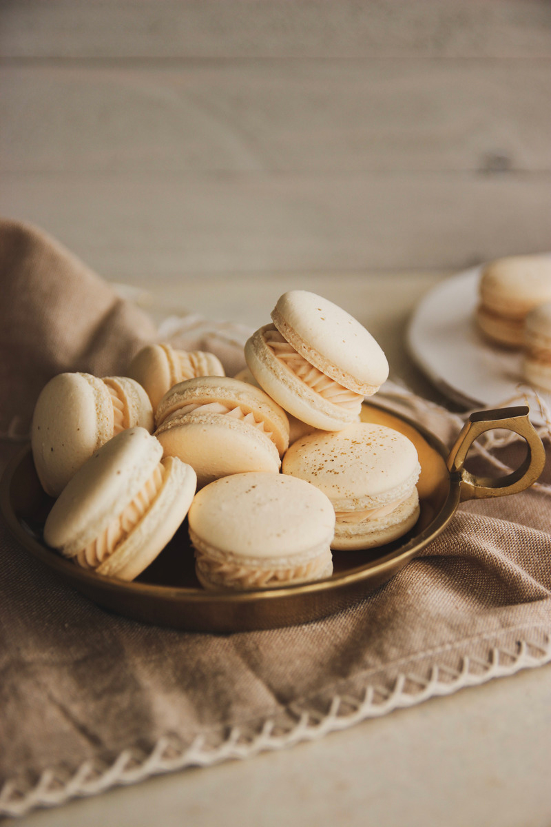 salted caramel macarons,salted caramel macarons recipe,macarons recipe,caramel macarons recipe,recipe