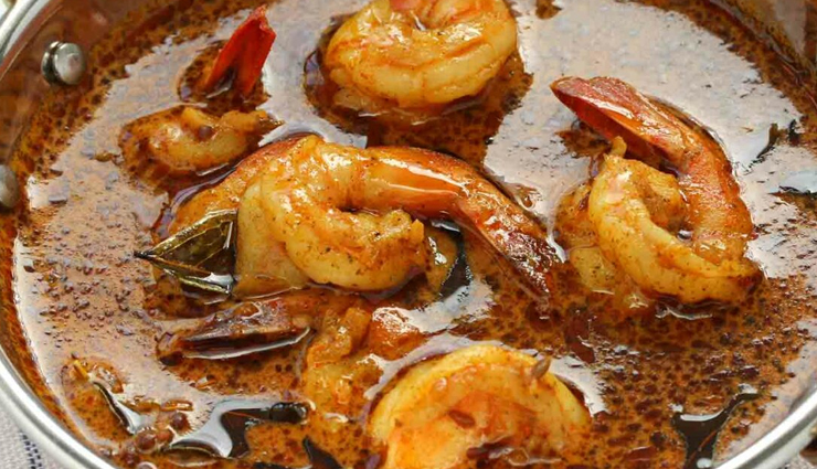 best seafood restaurants in goa,top seafood dishes to try in goa,must-try seafood in goa,authentic goan seafood cuisine,goas famous seafood delicacies,seafood paradise in goa,fresh seafood in goa,goan fish curry,prawn balchao - goan specialty,crab xec xec - goan seafood delicacy