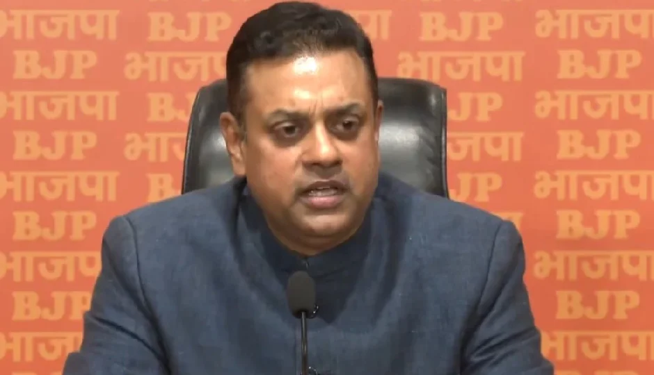 SIR को लेकर BJP-विपक्ष आमने-सामने, संबित पात्रा बोले- चुनाव हारने पर आयोग को निशाना बनाया जा रहा