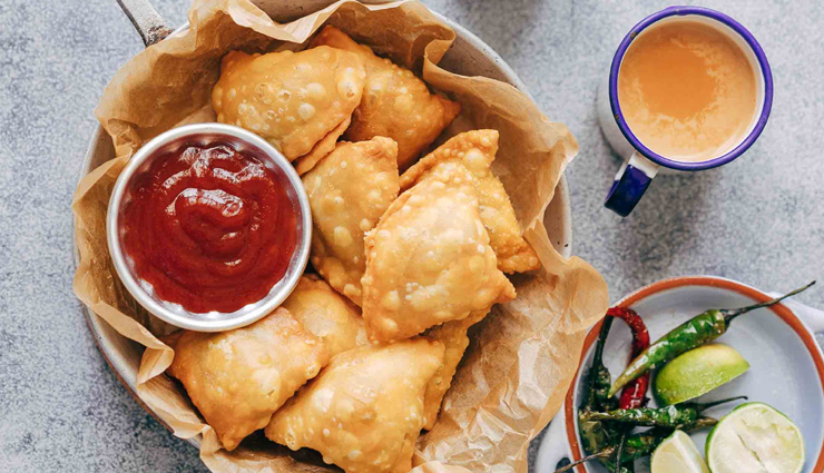 Recipe- Make The Perfect Flaky and Crispy Samosa at Home