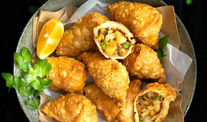Recipe- Delicious Street Style Vegetable Samosa