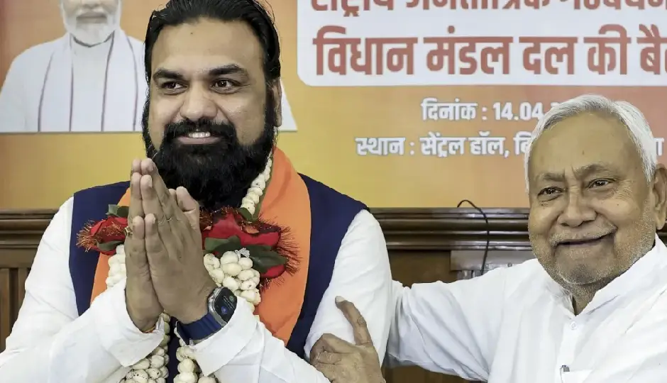 सम्राट चौधरी की राजनीति में एंट्री कब हुई? RJD से शुरू हुआ सफर, जानें कैसे पहुंचे मुख्यमंत्री पद तक