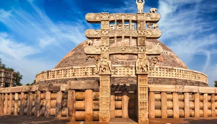 अभी तक नहीं देखें हैं ये ऐतिहासिक स्मारक, बनाएं बच्चों संग यहां घूमने का प्लान historical monuments to visit in india,ancient indian architectural wonders,explore india heritage sites,famous historical landmarks in india,must-see ancient monuments of india,heritage sites worth visiting in india,indian historical structures to explore,ancient indian landmarks for tourists,iconic monuments of india past,visiting centuries-old monuments in india