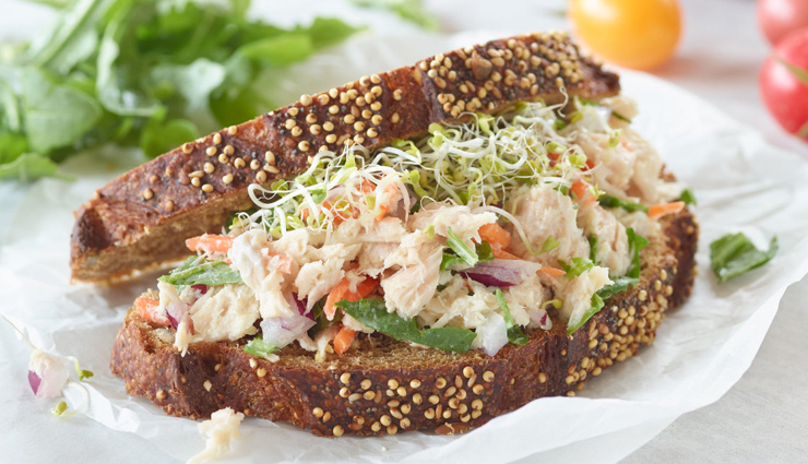 mixed sprouts sandwich,sandwich recipe,snacks recipe,main course recipe