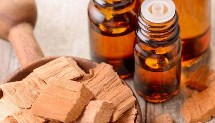 steam water,use of steam water,steam water for skin,steam water for beautiful skin,fennel,lavender,t-tree essential oil or parsely,sandalwood,beauty,beauty tips,simple beauty tips,skin care tips,skin care