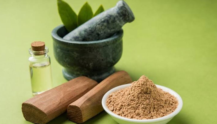 5 Ways Sandalwood Can Make Your Skin More Glowing