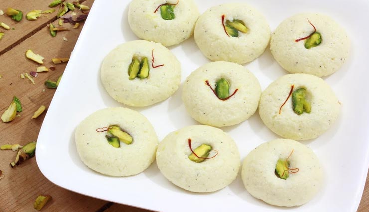 नवरात्रि स्पेशल : मातारानी को लगाए स्वादिष्ट संदेश का भोग #Recipe