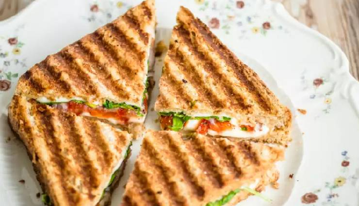 सुबह की शुरुआत करें शानदार नाश्ते के साथ, सदाबहार सैंडविच है हमेशा से परफेक्ट चोइस #Recipe