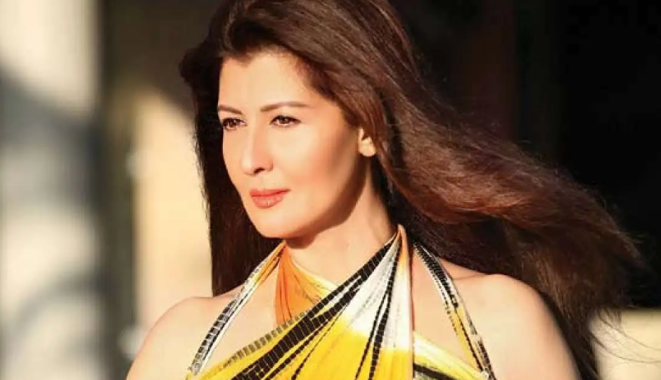 2 News : सलमान खान की एक्स गर्लफ्रेंड के फार्म हाउस में हुई चोरी, निधि भानुशाली ने बताया TMKOC छोड़ने का कारण