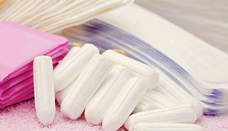 अब मुफ्त में मिलेंगे महिलाओं के लिए सैनिटरी प्रोडक्ट्स, आएगा 200 करोड़ से ऊपर खर्चा