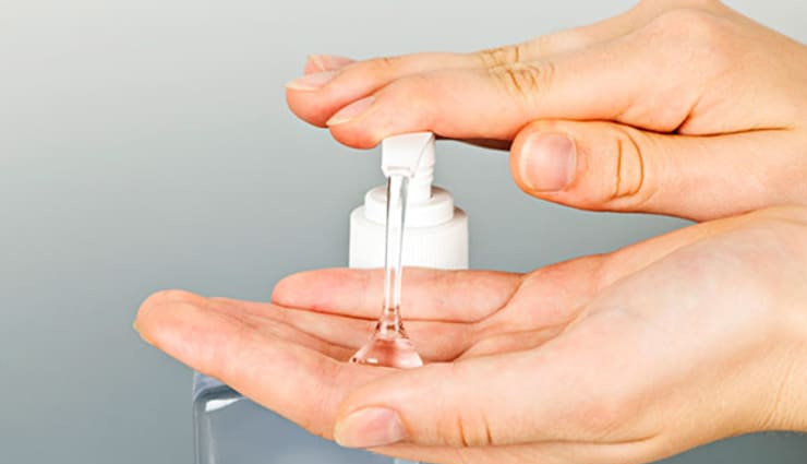 making sanitizer at home,sanitizer,hpme made sanitizer,household tips,diy sanitizer