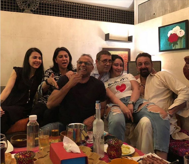 sanjay and maanyata dutt 10th anniversary,sanjay dutt,maanyata dutt,bollywood,entertainment news