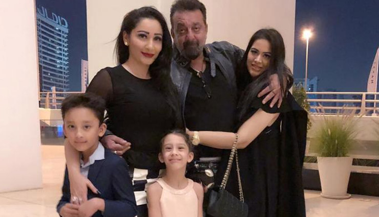 PICS- Sanjay and Maanyata Dutt Anniversary Pics Are Just WOW