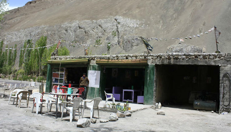 5 must try dhabas in india,indian national highways dhabas,famous dhabas of india,travel diaries