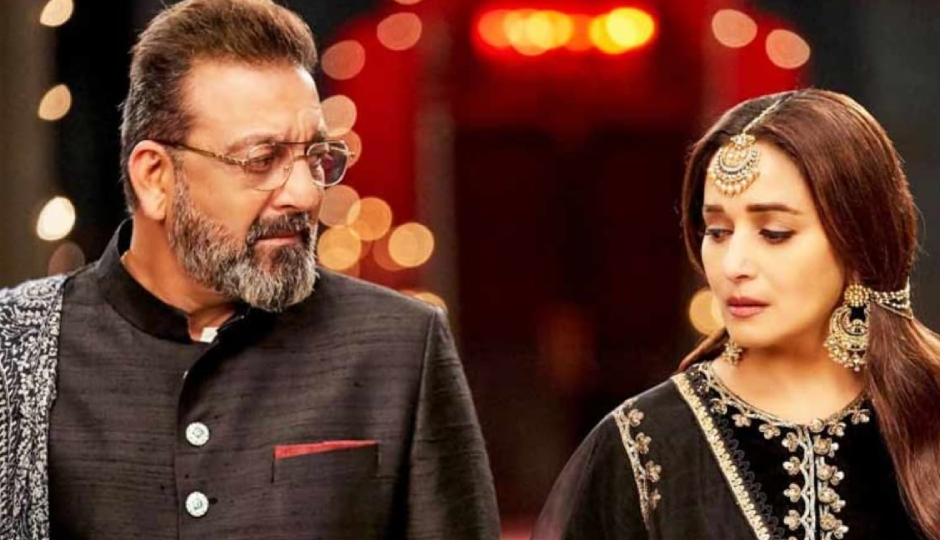 2 News : संजय की गिरफ्तारी के बाद माधुरी ने उनसे बना ली थी दूरी, सारा और इब्राहिम ने रैम्प वॉक में जमाया रंग