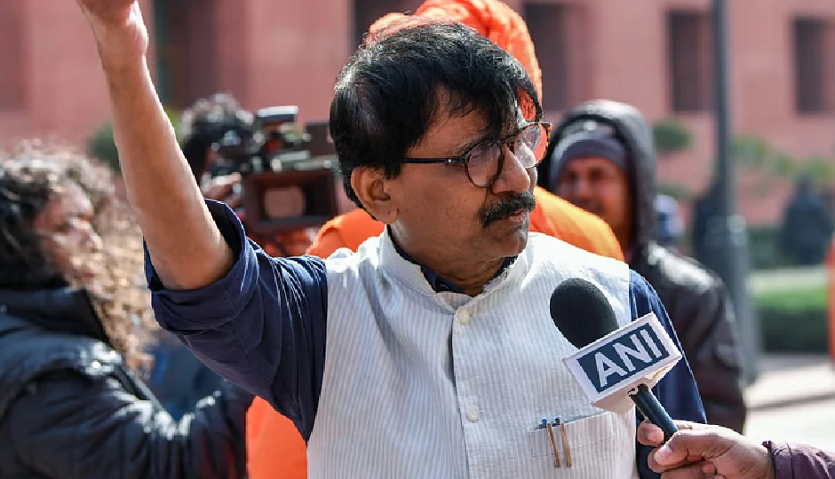 संजय राउत का आरोप: विधायक को मारने की थी साजिश, महाराष्ट्र में लगे राष्ट्रपति शासन