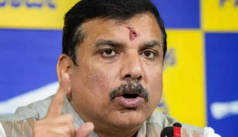 UP में AAP का ‘स्कूल ठीक करो’ अभियान, संजय सिंह ने सरकारी स्कूलों की बदहाली पर योगी सरकार को घेरा