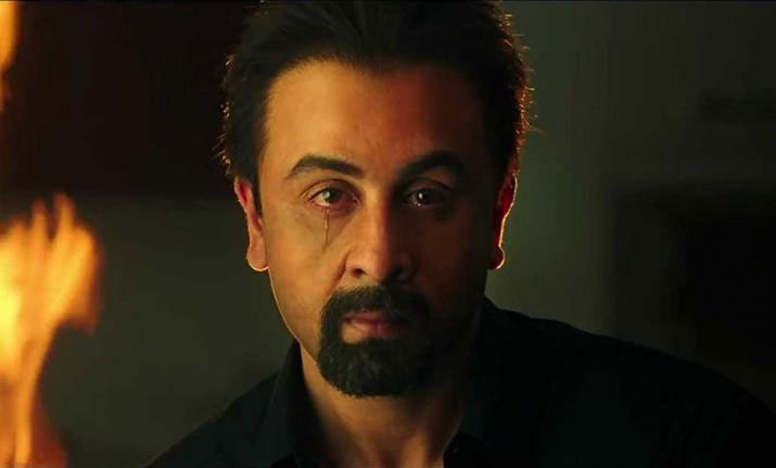 Sanju Review : रणबीर की एक्टिंग के कायल हुए लोग, 3 घंटे में समेट दी 37 साल की जिंदगी bollywood,sanju,sanjay dutt biopic,ranbir kapoor,sanju review,sanju songs,download sanju movie